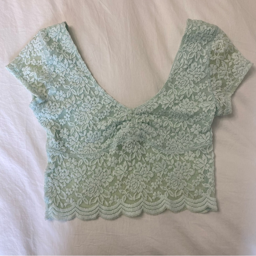 Abercrombie lace crop top